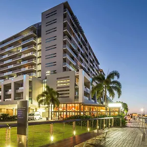 cairns-harbour-lights.cairnshotels4all.com/